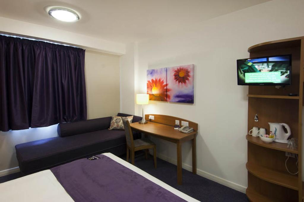 Premier Inn Reading Central Eksteriør billede